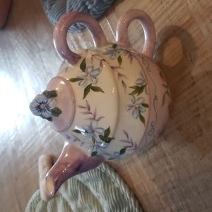 Capriware tea pot mug duo